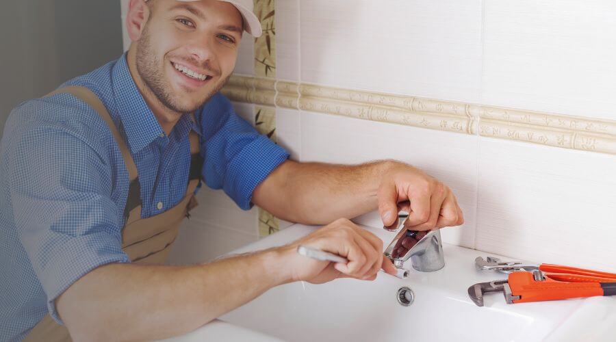 Kitchen Faucet Repair Service in Harbor View, OH